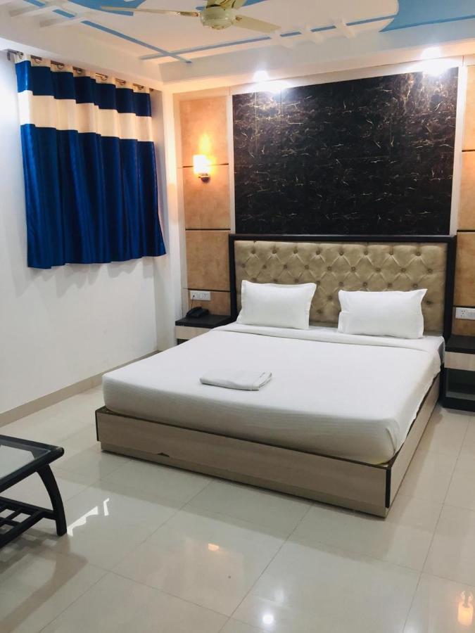 The Magnum Bed & Breakfast New Delhi Exterior photo