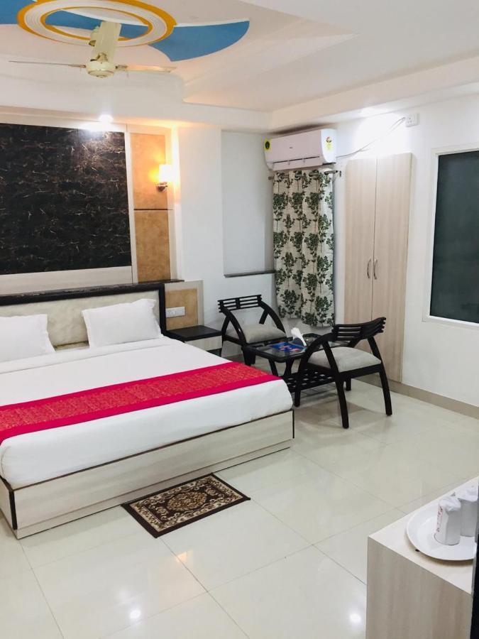 The Magnum Bed & Breakfast New Delhi Exterior photo